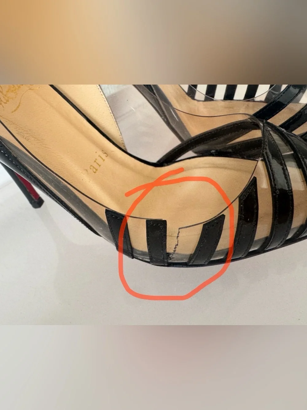 Pre-owned Saks Fifth Avenue Black Pointed Patent Pumps with Clear Panels